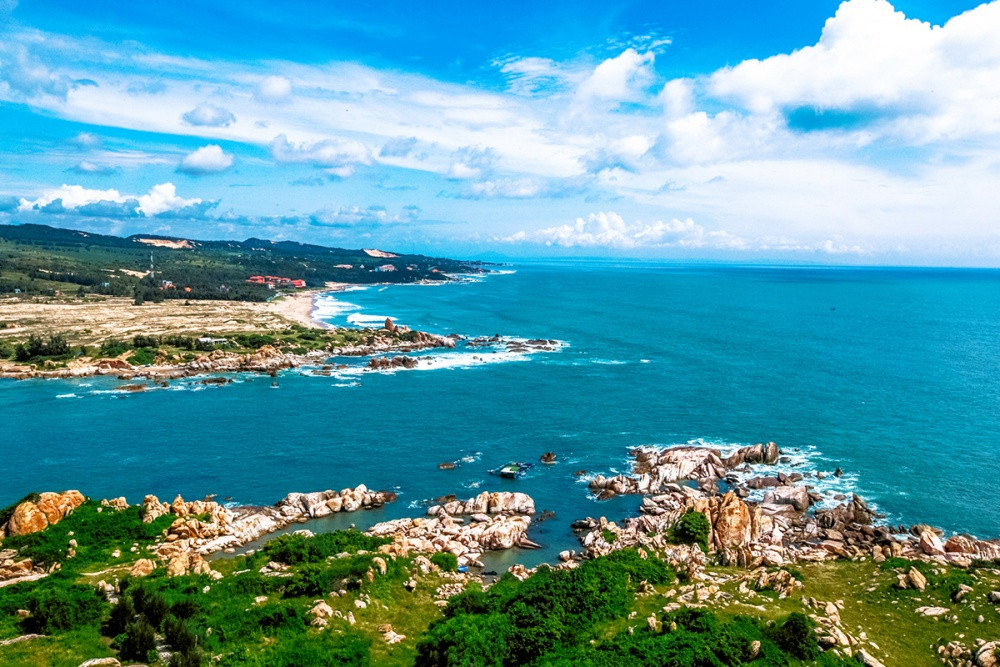 Hai dang Ke Ga - Cong trinh kien truc doc dao giua bien khoi-Hinh-3