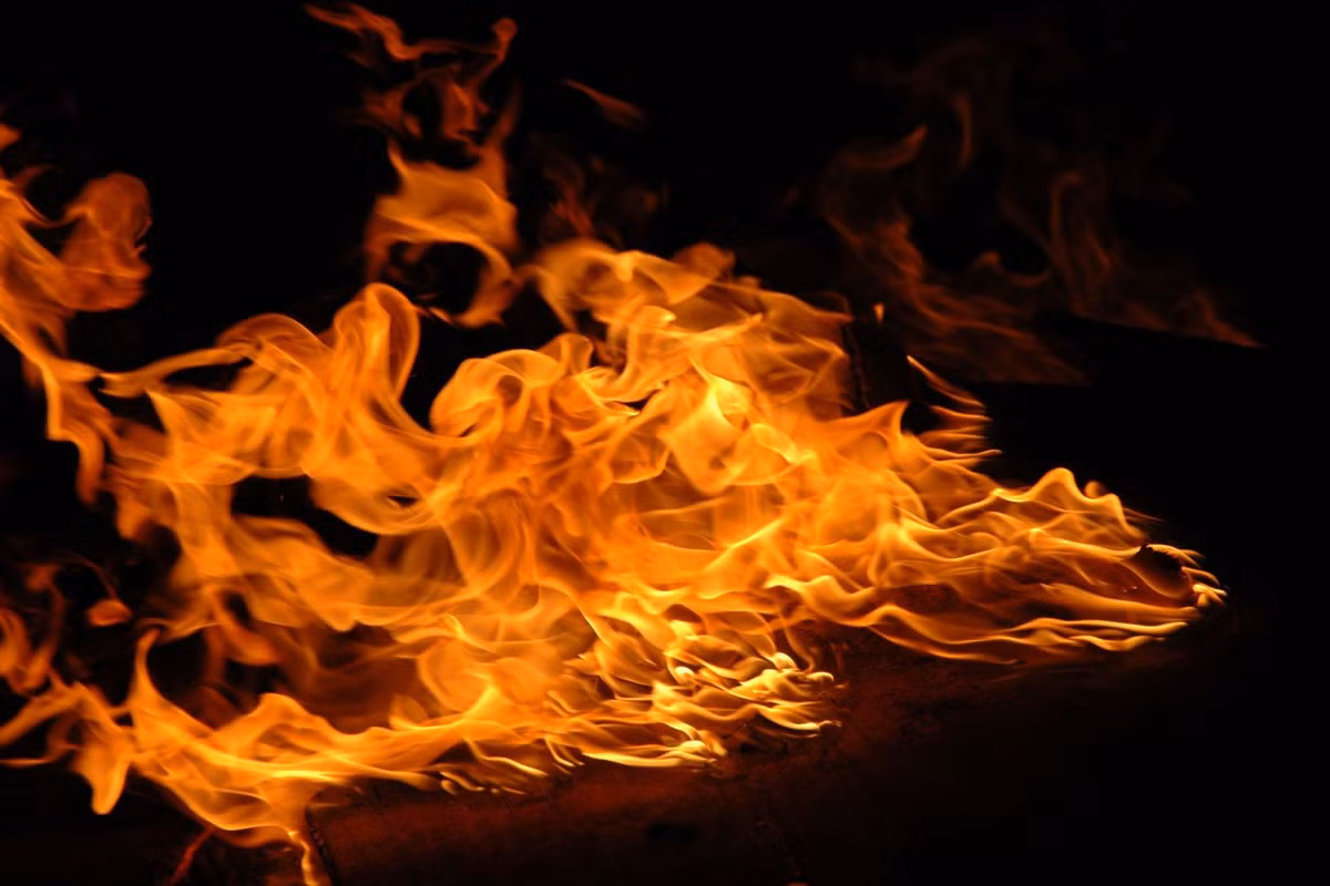 Sở dĩ như vậy là vì 15 thành viên trong dàn hợp xướng ngày hôm đó đều đến muộn vì lý do cá nhân. Trùng hợp hơn nữa là không có người nào ở gần nhà thờ vào thời điểm xảy ra vụ nổ. Nhờ vậy, tất cả đều bình an.