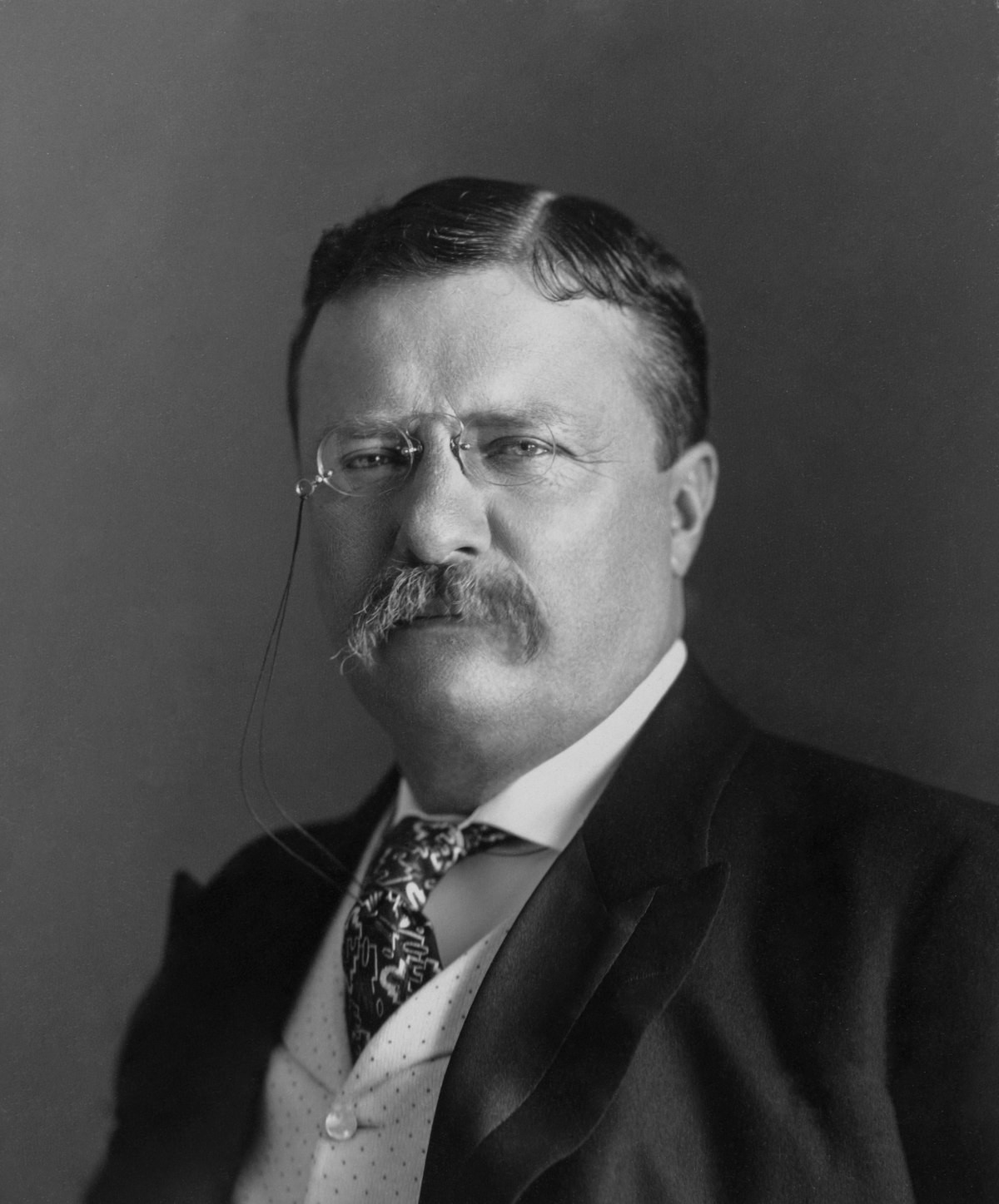 Theodore Roosevelt là Tổng thống Mỹ đầu tiên công du nước ngoài khi còn đương nhiệm. Ông chủ Nhà Trắng đã có chuyến thăm Panama ngày 14/11/1906.