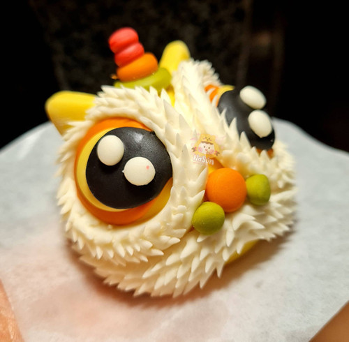 Một lý do khác khiến bánh bao thường được bày biện trong mâm cỗ ngày Tết của người Trung là hình dạng của chúng khá giống những thỏi vàng. Ăn bánh bao đêm giao thừa thể hiện hy vọng năm mới dồi dào tài lộc.