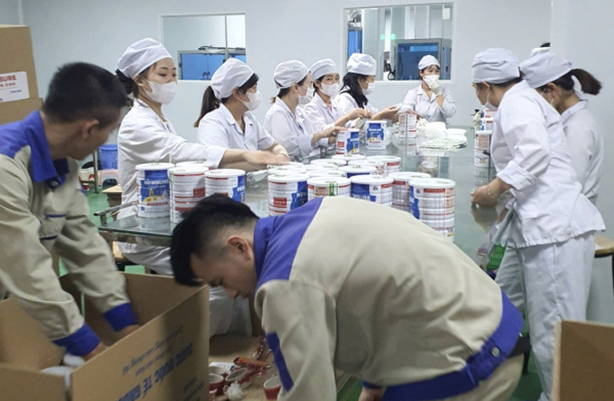 Sản xuất 573 loại sữa giả: Cái kết nào cho hai kẻ chủ mưu? San xuat 573 loai sua gia: Cai ket nao cho hai ke chu muu?