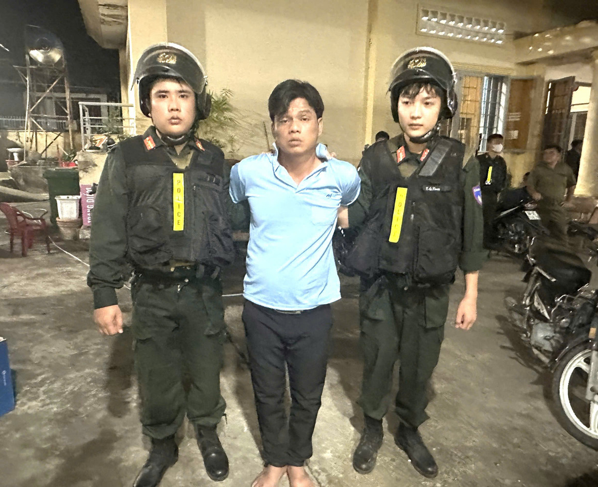 Kẻ trộm tấn công khiến một thành viên an ninh cơ sở tử vong Ke trom tan cong khien mot thanh vien an ninh co so tu vong