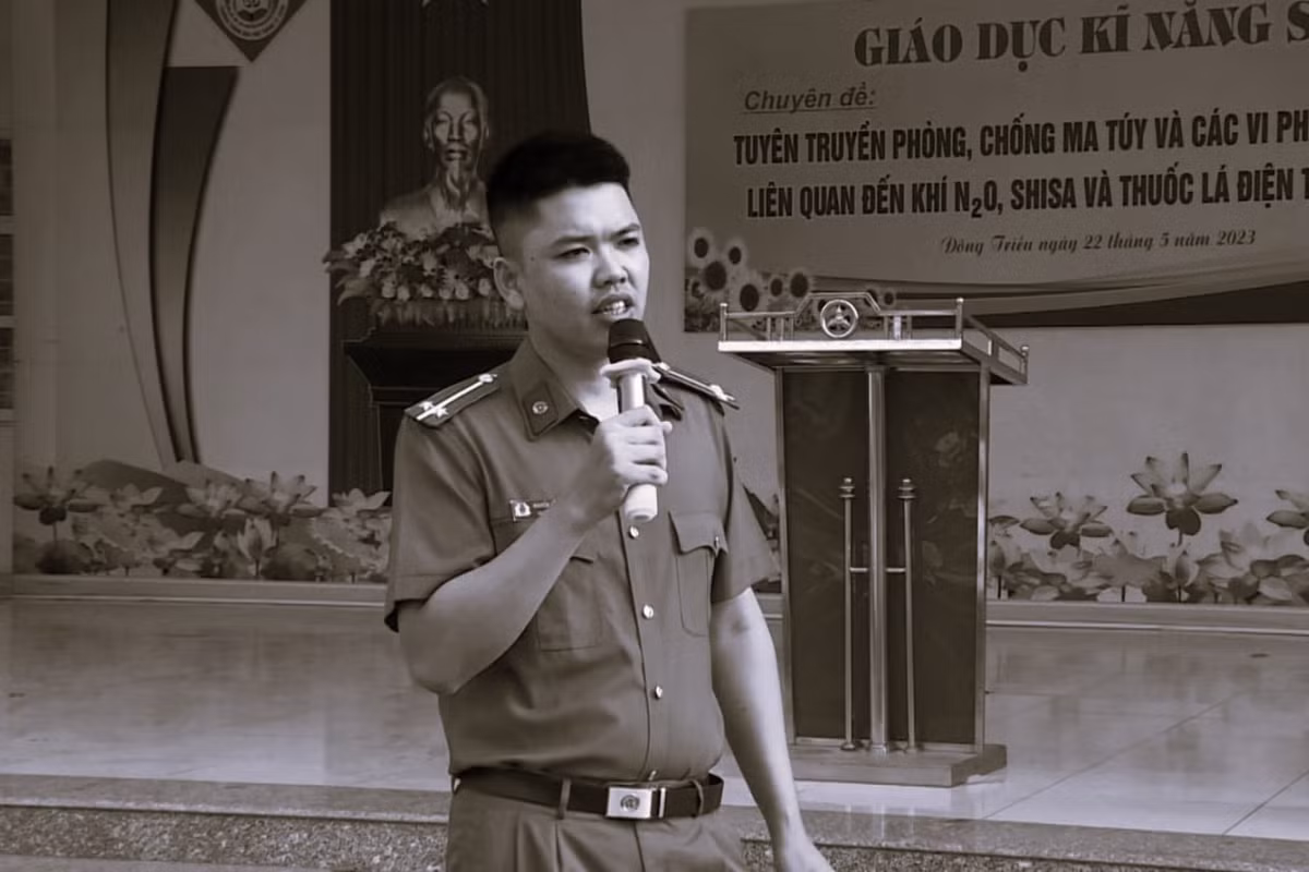 Thuong uy Nguyen Dang Khai hy sinh khi bat nhom toi pham ma tuy-Hinh-3