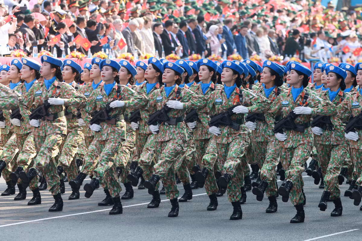 Truc tiep: Dieu binh, dieu hanh ky niem 50 nam ngay thong nhat dat nuoc-Hinh-33