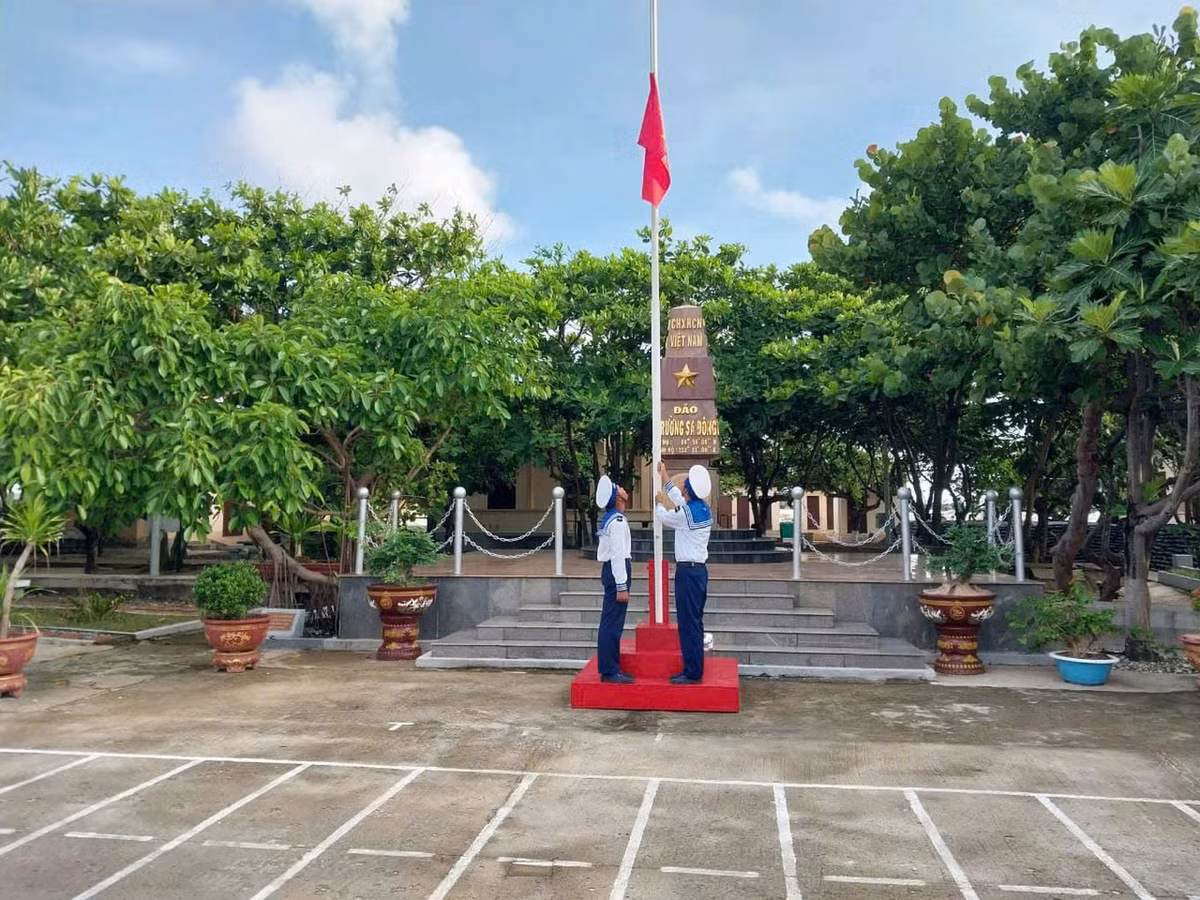 Truc tiep: Dieu binh dieu hanh ky niem 50 nam ngay thong nhat dat nuoc-Hinh-23