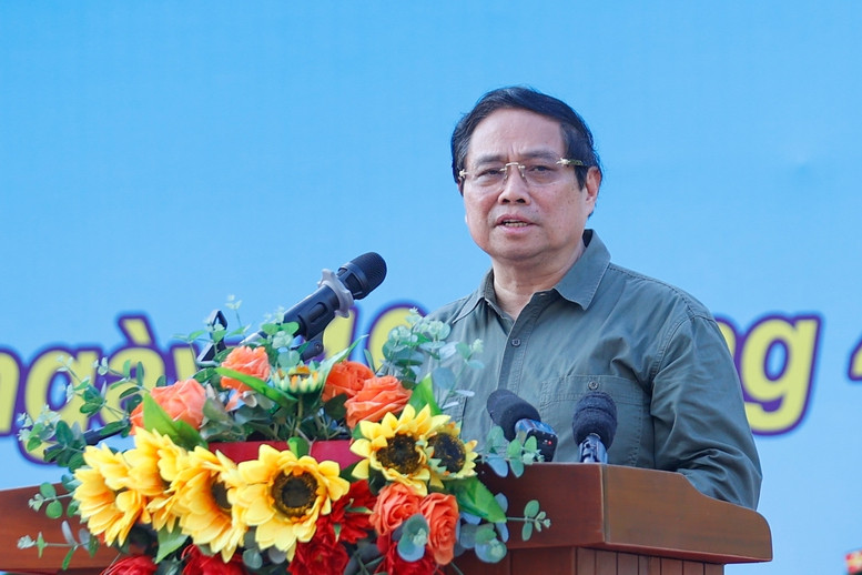 Thủ tướng: Nhân dân cả nước háo hức chờ cuộc diễu binh, diễu hành Thu tuong: Nhan dan ca nuoc hao huc cho cuoc dieu binh, dieu hanh