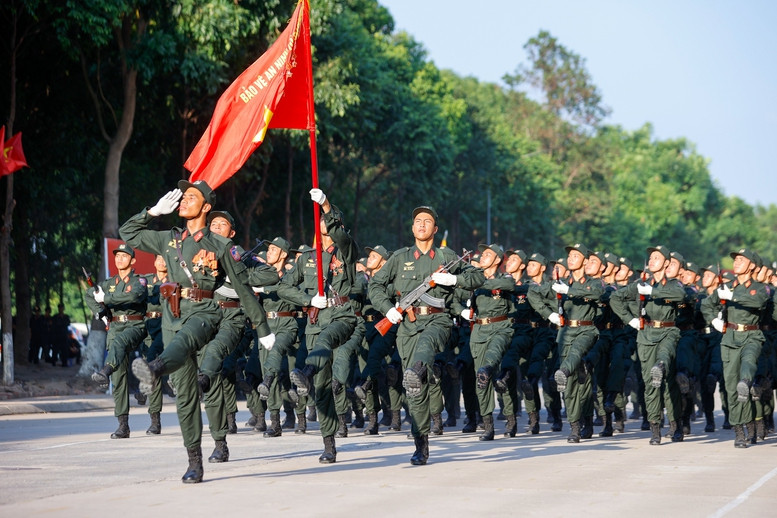 Thủ tướng: Nhân dân cả nước háo hức chờ cuộc diễu binh, diễu hành - Hình 3 Thu tuong: Nhan dan ca nuoc hao huc cho cuoc dieu binh, dieu hanh-Hinh-3