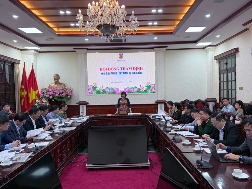 Đề xuất bỏ án tử hình tội tham ô, nhận hối lộ: Cần cân nhắc! De xuat bo an tu hinh toi tham o, nhan hoi lo: Can can nhac!