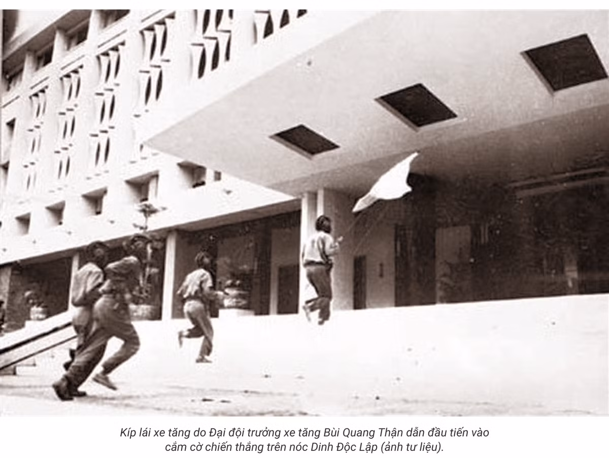 [e-MAGAZINE] Dai thang mua Xuan 1975 – Bai hoc dua dat nuoc vao ky nguyen moi-Hinh-6