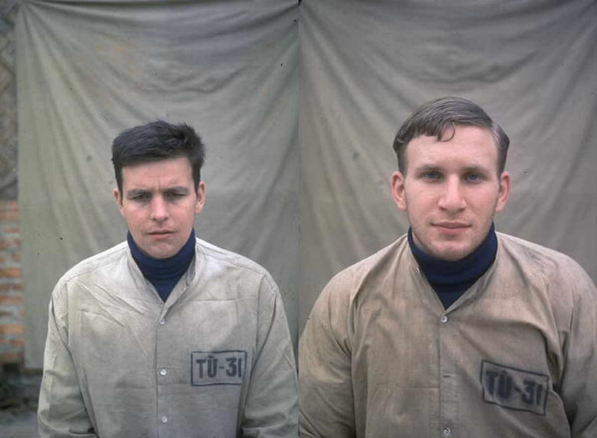 Chân dung 2 phi công Mỹ bị miền Bắc Việt Nam bắt sống: William A. Robinson (trái) và Arthur N. Black (phải).