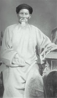 Ất Mùi 1835 - năm sinh thi hào Nguyễn Khuyến, một trong những nhà thơ lớn nhất trong lịch sử văn học Việt Nam. Ông đã để lại khoảng 300 bài thơ trong tập Quế Sơn thi tập. Ảnh: Chân dung Nguyễn Khuyến.