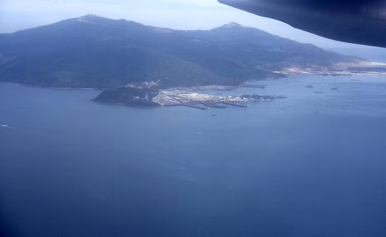 Quân cảng trên bán đảo Sơn Trà.