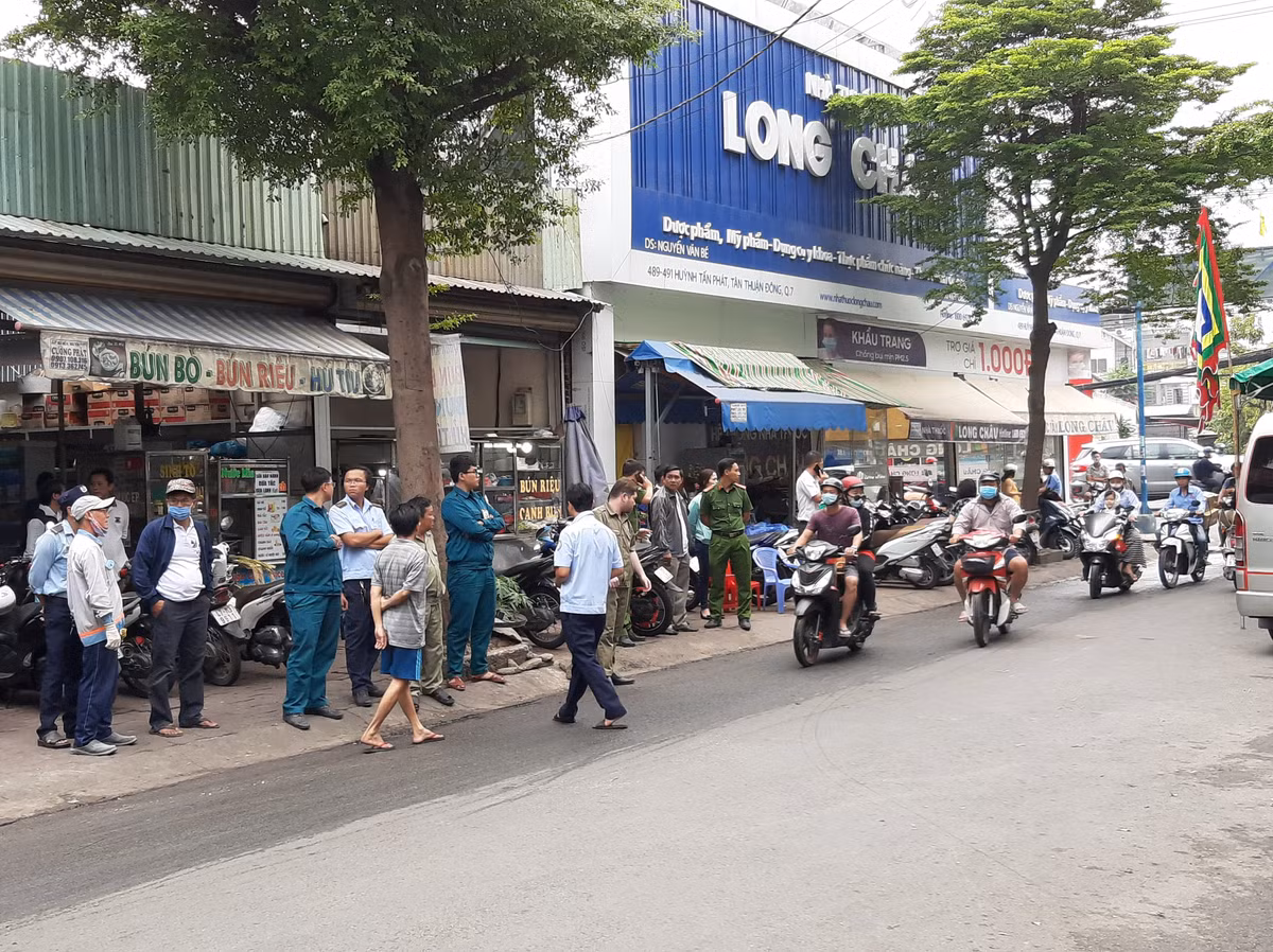 Tieng cau cuu tham thiet cua 3 nan nhan trong can nha chay o Sai Gon-Hinh-4