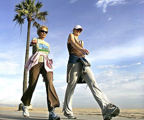 Tập luyện cách buổi. Không tập luyện thường xuyên khiến lượng calo được đốt cháy nhanh chóng được bổ sung. Và bạn khó có thể thay đổi được điều gì với thân hình của mình dù luyện tập cả tháng trời.