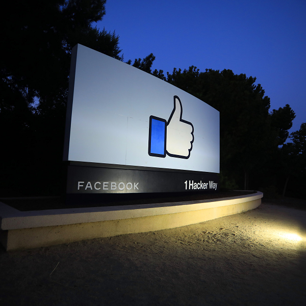 Trọng tâm của những cáo buộc của Zhang về Facebook là công ty không có hành động để giải quyết việc lạm dụng nền tảng của mình ở các quốc gia bên ngoài Mỹ.