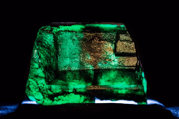 Nhu cầu về ngọc lục bảo khai thác tại Zambia ngày càng cao, đặc biệt là ở châu Âu, với các thương hiệu xa xỉ. Chất lượng đá khai thác ở đây đều được đánh giá rất cao