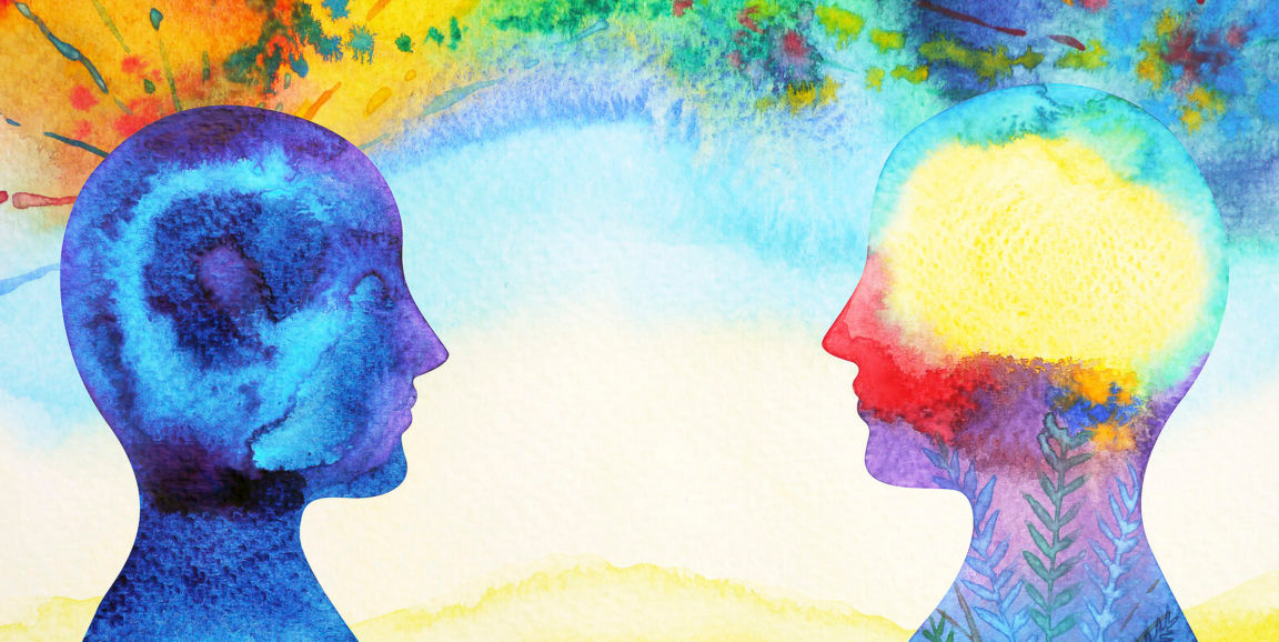 Hiện tượng thần giao cách cảm nở rộ ở châu Âu và Bắc Mỹ vào giai đoạn hai cuộc chiến tranh thế giới với những trận chiến rất khốc liệt và đẫm máu gây tử vong hàng chục ngàn binh sĩ đôi bên.