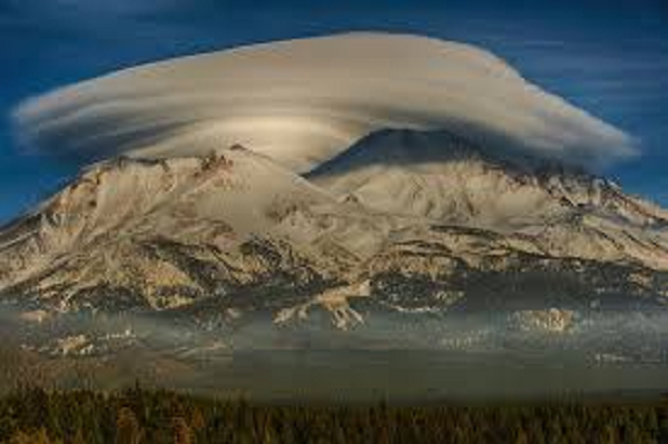 Cuốn sách của Oliver chứa đựng những câu chuyện hấp dẫn đối với "người yêu mến tâm linh". Núi Shasta được ví là địa điểm linh thiêng của thổ dân châu Mỹ.