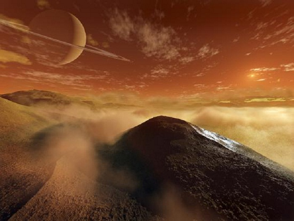 Các nhà khoa học cho rằng điều kiện trên Titan giống như thời kì đầu của Trái Đất (sự khác biệt chính là do Trái Đất gần Mặt Trời hơn, nên luôn luôn ấm hơn). Theo NASA, "xét theo nhiều khía cạnh, Titan - mặt trăng lớn nhất của Sao Thổ là một trong những thế giới giống với Trái Đất nhất mà chúng ta tìm thấy tính đến thời điểm hiện tại".