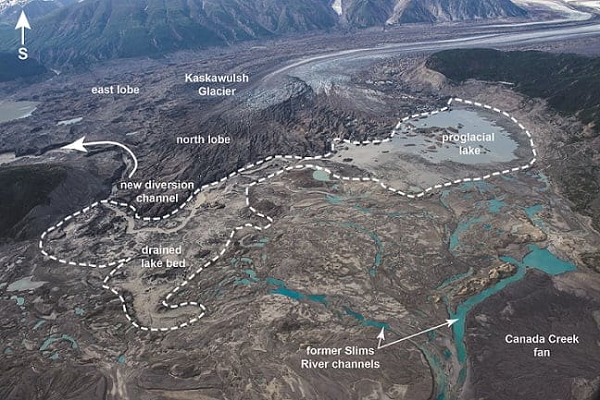 Hiện tượng bất thường này được giới khoa học gọi với thuật ngữ "River piracy" (Dòng sông biến mất), chỉ những dòng sông đột ngột bị "rút cạn nước".