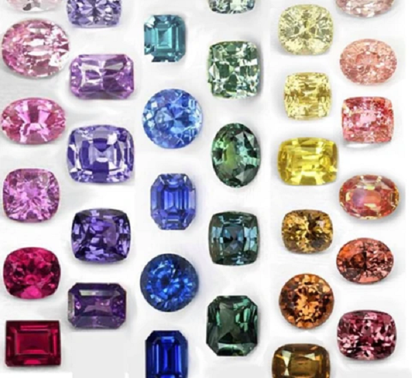 Đá Sapphire được biết tới là biểu tượng của tình yêu, cho niềm vui và hạnh phúc, biểu tượng cho sự giàu có và lòng trung thực của chủ nhân.