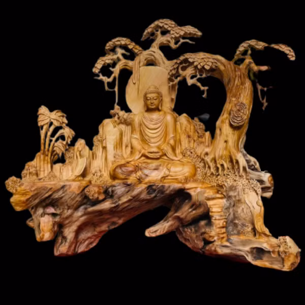 Gỗ của cây nhai bách có màu nâu nhạt, hương thơm rất dễ chịu. Vì chỉ sống trong tự nhiên nên sản lượng của cây nhai bách rất thấp, những sản phẩm làm từ gỗ nhai bách càng hiếm có.