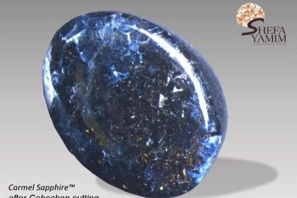 Bat ngo dao mo thay khoang vat, kim cuong cung khong co cua