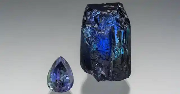 Mặt khác, tanzanite cũng hoạt động như một chất khử độc giúp thanh lọc máu và giải độc cho cơ thể hiệu quả. Khi nói đến việc xử lý các rối loạn ảnh hưởng đến tuyến tụy và lá lách, cũng như các vấn đề về tim, loại đá này cũng rất có ích.