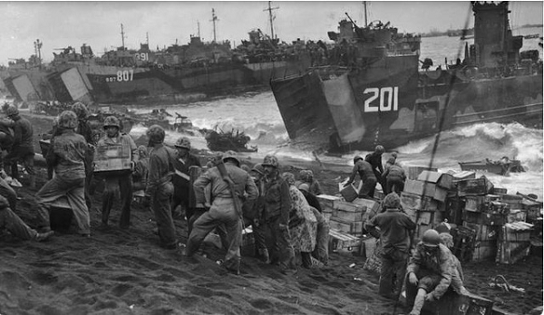 Chính phủ Nhật Bản đã liệt kê núi lửa Suribachi cao 169m là một trong 10 đỉnh núi nguy hiểm nhất ở Nhật Bản. Ông Setsuya Nakada thậm chí còn dự báo có khả năng xảy ra một vụ phun trào lớn trên Iwo Jima.