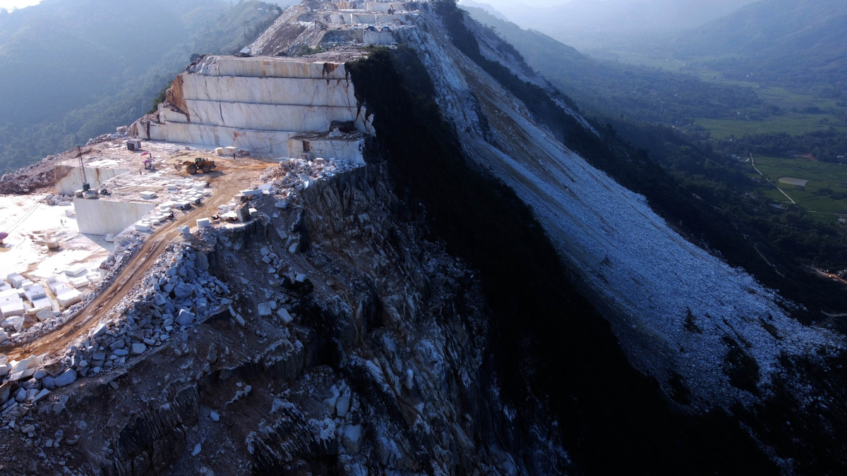 Nhieu mo da o Yen Bai bi xu phat, tuoc quyen khai thac