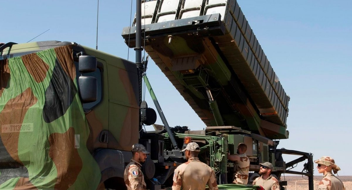 Suc manh ten lua phong khong Ukraine sap duoc Italia va Phap vien tro