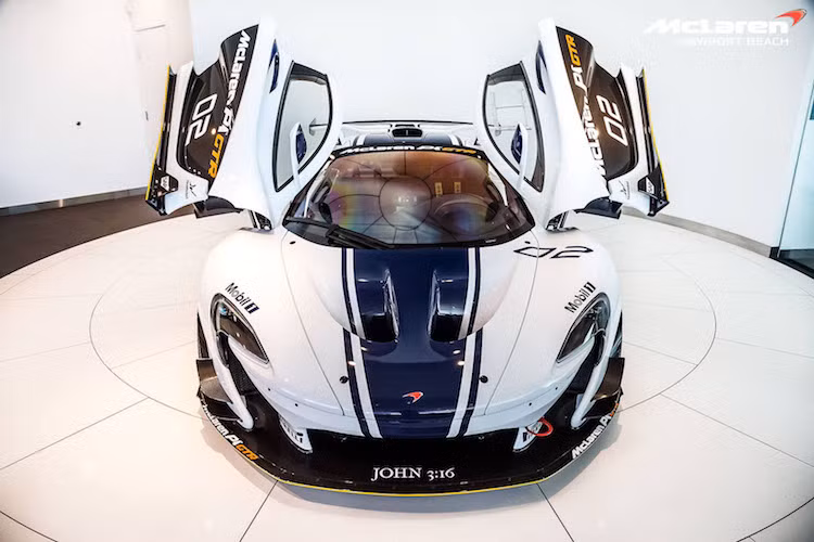 Với thân xe sở hữu các chi tiết khí động học mới, P1 GTR tạo được lực nén không khí tới thân xe đạt mức 660 kg ở tốc độ 241 km/h, khiến chiếc xe "ôm cua" được ở tốc độ cao hơn và ổn định hơn so với chiếc P1 thường.