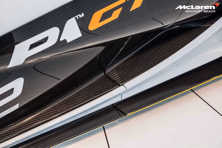 Tuy nhiên do có số lượng ít và hiếm khi được chủ nhân bán lại nên hiện tại, những chiếc P1 GTR đều có giá không thể thấp hơn mức 4 triệu USD (tương đương 90,2 tỷ đồng) đối với một chiếc xe ở trong tình trạng hoạt động bình thường.