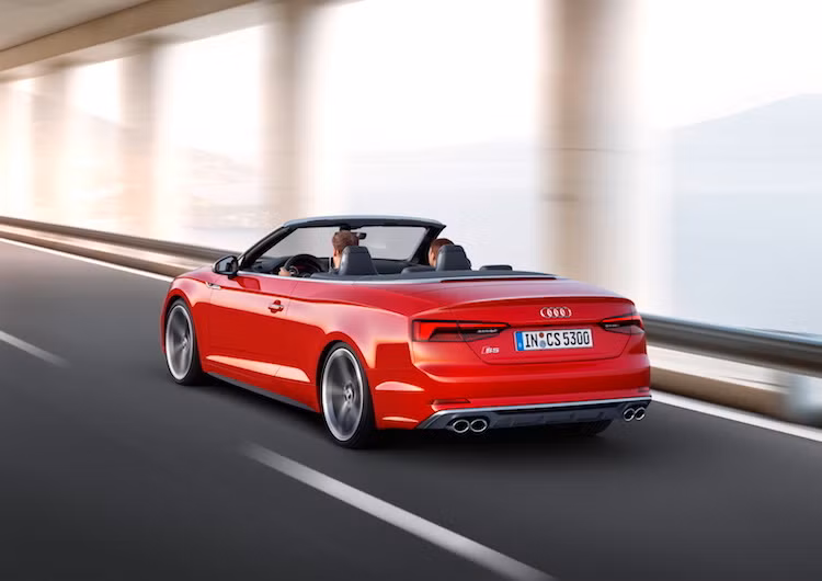 Sắp tới tại triển lãm ôtô Bắc Mỹ 2017, Audi A5 Cabriolet sẽ được chính thức ra mắt. Giá bán và thời điểm bán ra của xe tại Mỹ sẽ được Audi công bố sau.