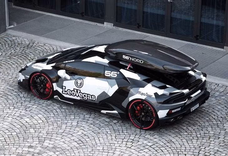 Phần thân xe của Huracan đã được Olsson trang bị cho các cánh khí động học mới dưới bodykit, khiến chiếc xe ổn định hơn ở tốc độ cao nhưng không bị mất đi vẻ đẹp nguyên bản. Đây là một khác biệt lớn so với những chiếc xe trước của Olsson, khi chiếc RS6 của anh có bộ widebody "hàng thửa".