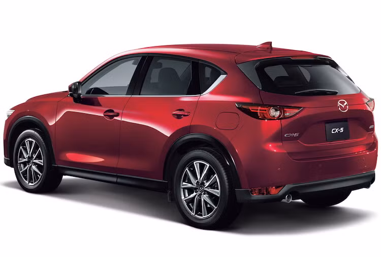 Thông tin về phiên bản 7 chỗ của Mazda CX-5 thế hệ mới đã bị lộ ra bởi nhiều nguồn tin nội bộ đáng tin cậy của Mazda tại Nhật Bản. Chiếc xe cũng sẽ được ra mắt chính thức lần đầu tiên ở thị trường quê nhà trong năm 2017, trước khi tới các nước khác vào nửa cuối 2017, đầu 2018.