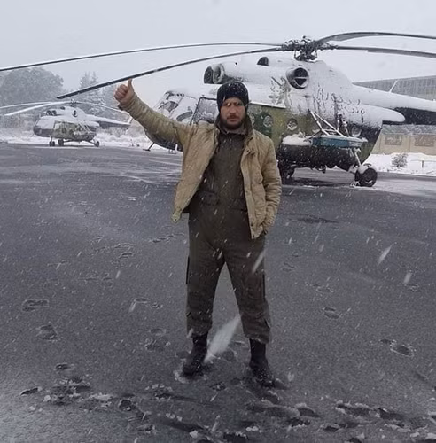 Danh sách và hình ảnh của những quân nhân thiệt mạng cũng đã được công bố, đó là Chuẩn tướng phi công Sharaf Issa Izz Al-Din, phi công Sharaf Ali Hallaq và phi công Bashar Mahmoud Samra.