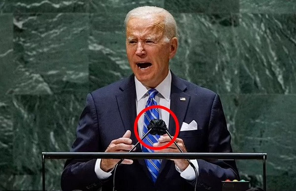 So COVID-19, lanh dao the gioi deo “bao” cho micro khi phat bieu