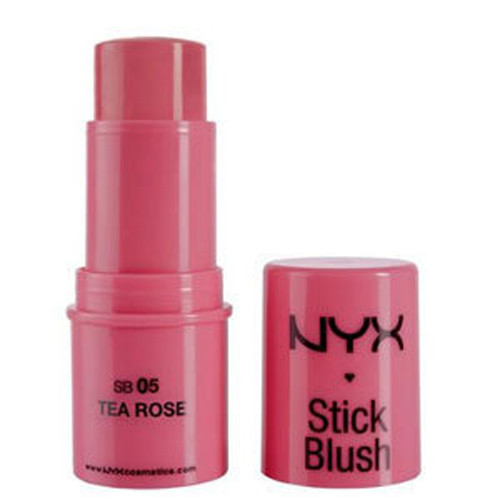 Màu má NYX Stick Blush. Có giá 4,55$. Nếu dùng phấn má dạng bột thì có thể khá thô với ai có làn da khô. Trong trường hợp đó thì má hồng dạng kem sẽ là lựa chọn làm đẹp đúng.