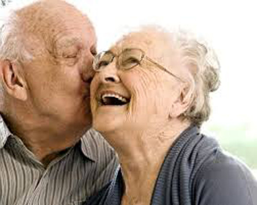 Tiến bộ trong y học và điều kiện sống an toàn có thể là chìa khóa kéo dài tuổi thọ. Thế nhưng, cũng có một số thành phố có bí quyết sống lâu riêng như là một bí kíp gia truyền vậy.