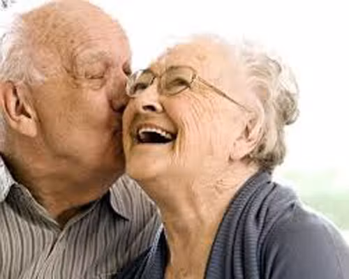 Tiến bộ trong y học và điều kiện sống an toàn có thể là chìa khóa kéo dài tuổi thọ. Thế nhưng, cũng có một số thành phố có bí quyết sống lâu riêng như là một bí kíp gia truyền vậy.