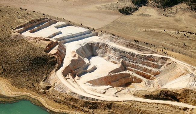 Tới năm 1980, Nauru đã trở thành một trong những quốc gia giàu có nhất hành tinh dựa theo GDP tính trên đầu người.