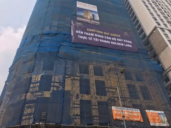 Ngày 23/10/2019, PV Kiến Thức đã liên hệ với ông Nguyễn Ngọc Chiến - PCT UBND phường Giảng Võ hỏi về việc chủ đầu tư đã cung cấp giấy phép điều chỉnh quy hoạch dự án cho cơ quan chức năng chưa? Ông Chiến khẳng định, chủ đầu tư chưa cung cấp và toàn bộ dự án vẫn đang bị đình chỉ.