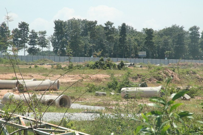 Vu 43 ha dat cong o Binh Duong: He lo nhieu sai pham-Hinh-4