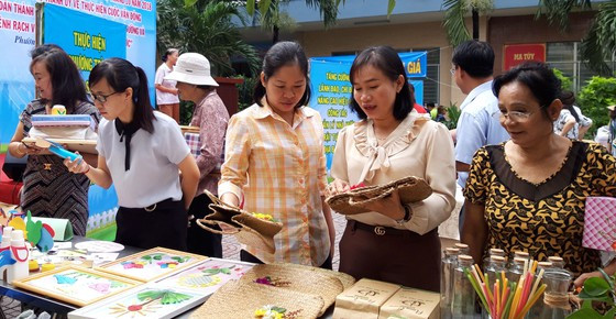 Lap dat camera giam sat hanh vi do rac bua bai-Hinh-3