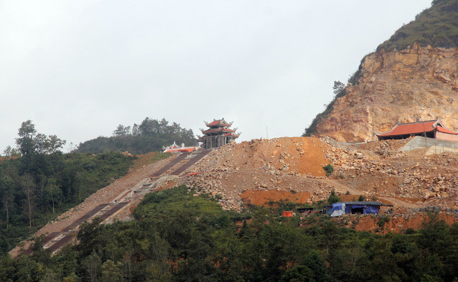 Dự án khu du lịch sinh thái văn hóa tâm linh Lũng Cú có tổng diện tích là 75ha, phía Tập đoàn Phúc Lộc dự kiến rót vào hơn 800 tỷ đồng.