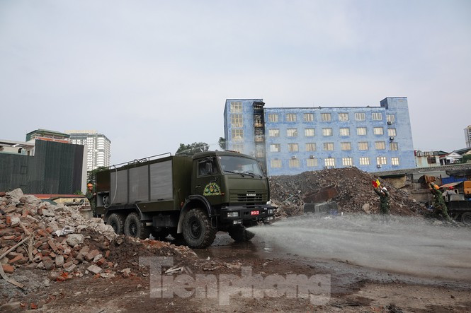 Mặt đất cũng được "chăm sóc" kỹ lưỡng