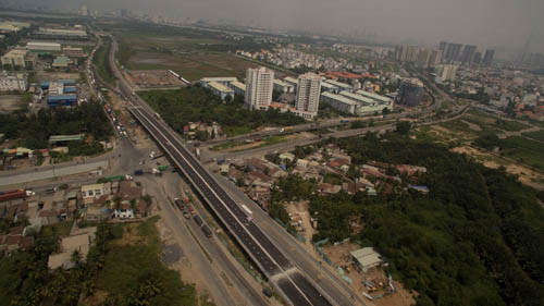 Sut lun cau hon 200 ty moi thong xe o TP HCM: “Qua boi bac!”-Hinh-5