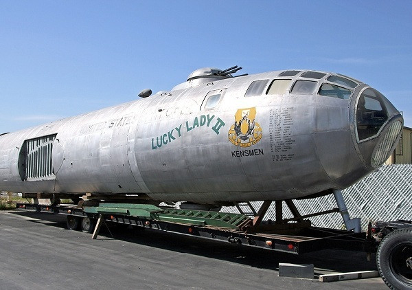 Những hình còn xót lại của oanh tạc cơ B-50 "Lucky Lady" tại Bảo tàng máy bay Chino. Ảnh: Stefan Semerdjiev