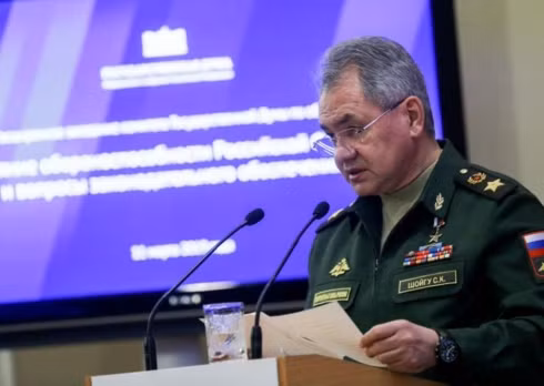 Bo truong Shoigu bat ngo tiet lo suc manh cua Quan doi Nga